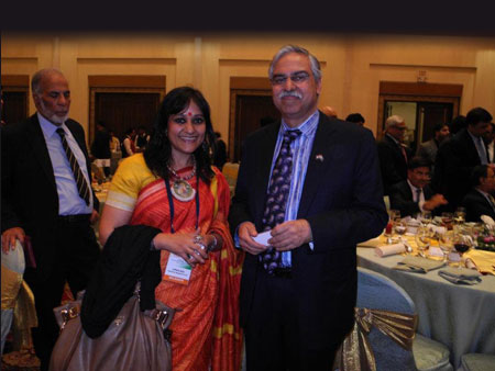 With Mr. Sunilkant Munjal - Past President, CII at lunch hosted by Mr. Anand Sharma Honourable Commerce & Industry & Textile Minister at Pearl Continental, Lahore